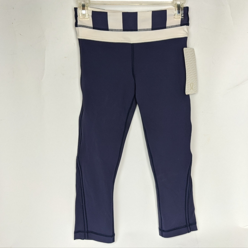 Lululemon Up The Pace Crop - NEW!